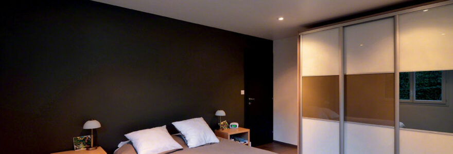 Plafond tendu dans uen chambre
